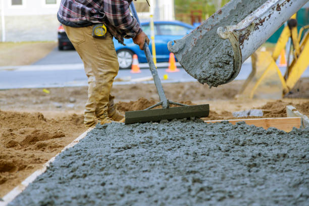 Best Commercial Concrete Services in Paola, KS